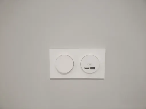 Installation de prise usb à salles d'aude, Narbonne, CLIM ELEC SERVICE