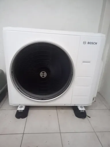 Installation d'une climatisation tri split dans une maison de village à Salles d'aude, Narbonne, CLIM ELEC SERVICE