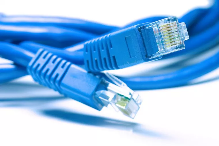 À qui faire appel pour installer des branchements Ethernet dans un appartement rénové ?, Narbonne, CLIM ELEC SERVICE