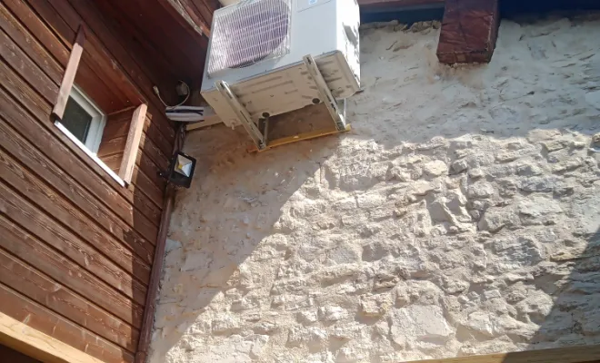 Installation d'une climatisation tri split à Salles d'Aude, Narbonne, CLIM ELEC SERVICE